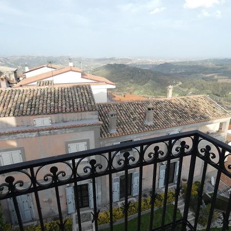 Holiday House Apartment Santa Severina Luaran gambar